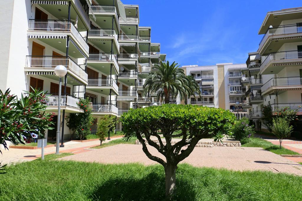 Rentalmar Aries Plus Salou Exterior foto